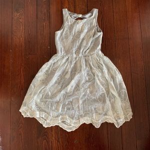 Formal girl’s dress. Stunning!